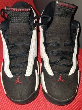 Jordan Retro 14 Black Toe Size 5y